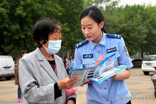 加纳乔是英超节礼日最年轻的梅开二度球员，超越欧文